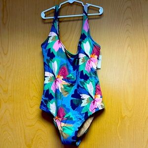 NWT Gap Floral Bathing Suit